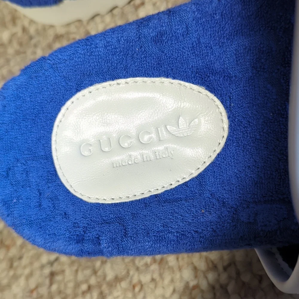 GUCCI x ADIDAS- New 2022 Magic Sponge Slides, Size US-9